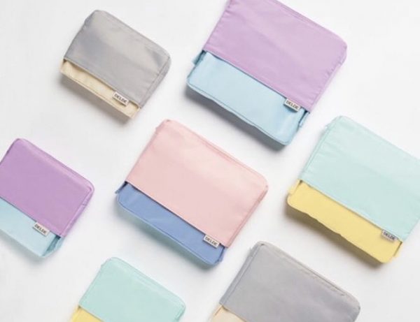 【DELDE　スクエアポーチ】持ち物に合わせてサイズを変えられる♪便利なポーチ