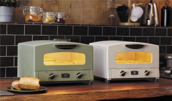 外カリ♪中モチ♪忙しい朝にこそ極上のトーストをいただこう【アラジン グラファイトトースター（2枚焼き）】