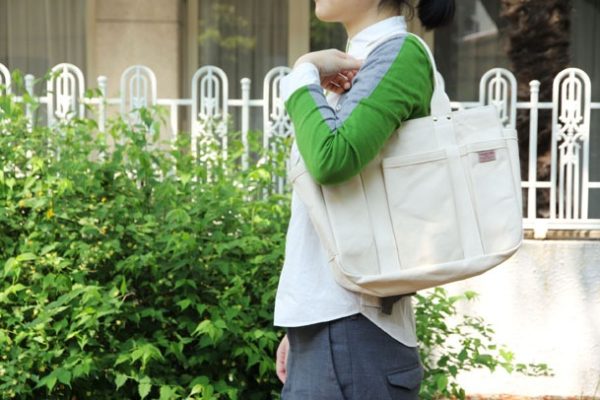 カバンの中がゴチャゴチャしない!【松野屋 ヘビーキャンバススツールトートバッグS】