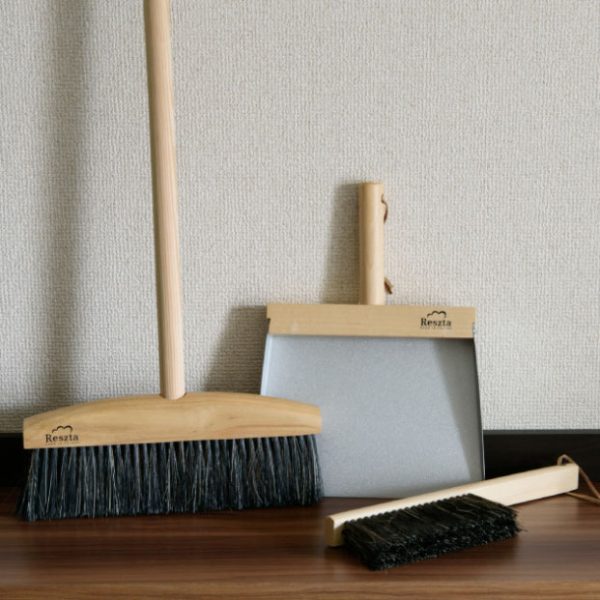 毎日のお掃除が楽しくなりそう！【Reszta ブルームセットL ３P】