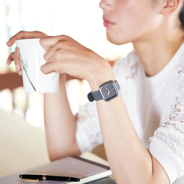 世界のさまざまな賞を受賞したウォッチ♪【HYGGE Watches Vari Stone grey】