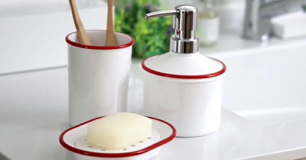 どこか懐かしい雰囲気が漂う♪【URBAN MODRAN Soap dish】
