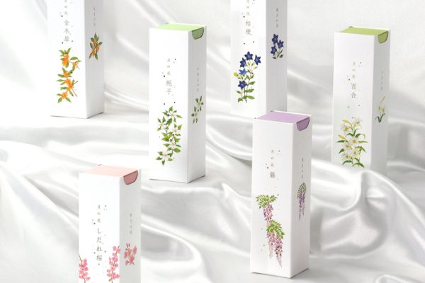 月ごとの花の香りが楽しめる♪カメヤマ 月の花