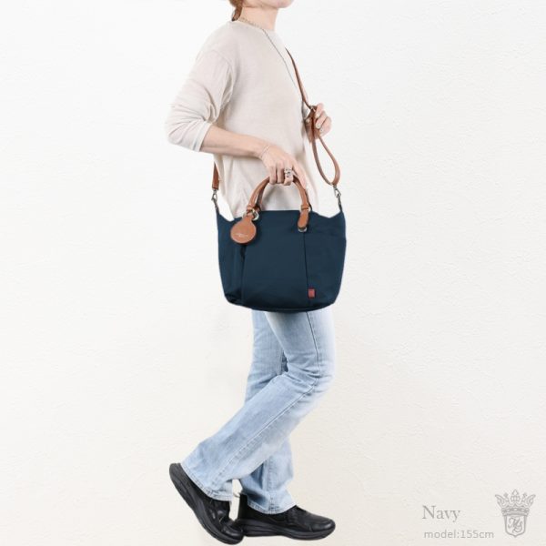 毎日使える大人のトート！エムズデザイン「シワナイロンボックストート」